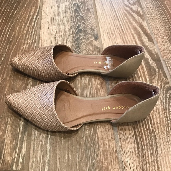 ⭐️ 2/$20 Madden Girl Pointed Toe Flats Size 8 - Picture 3 of 5